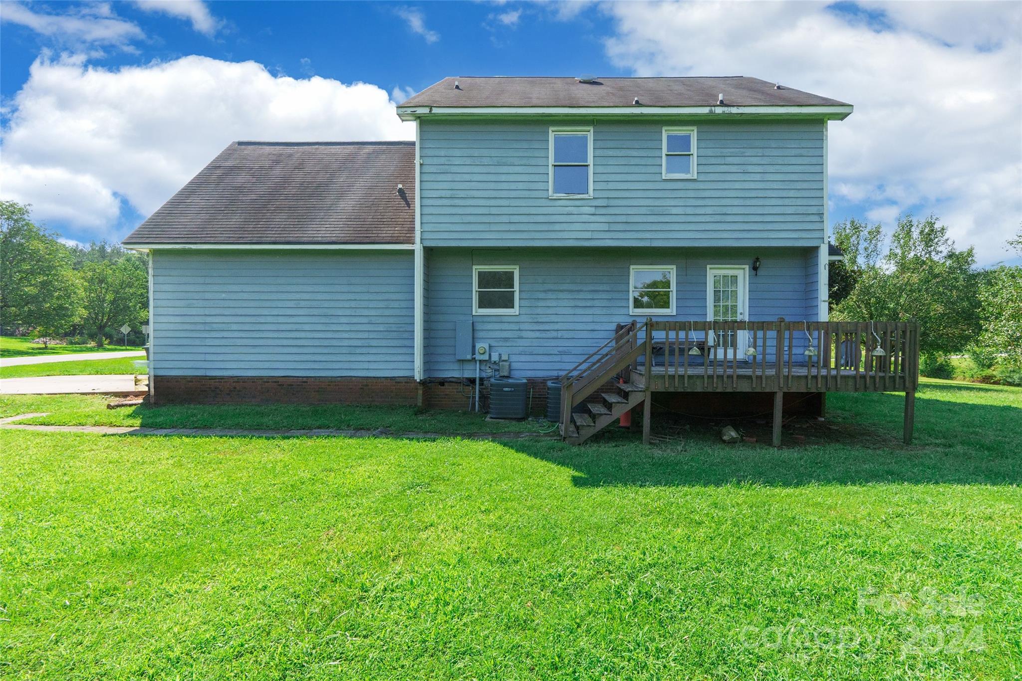 Lakeside - Residential