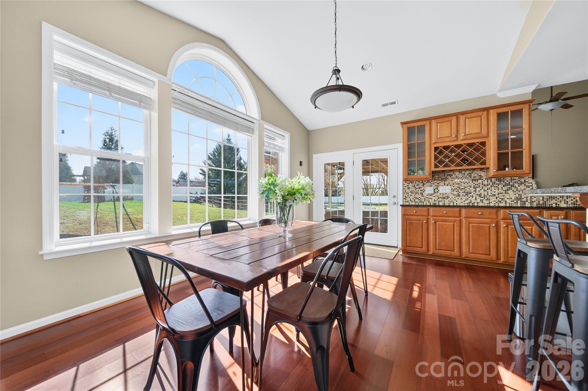 Gates at Waterside - Residential