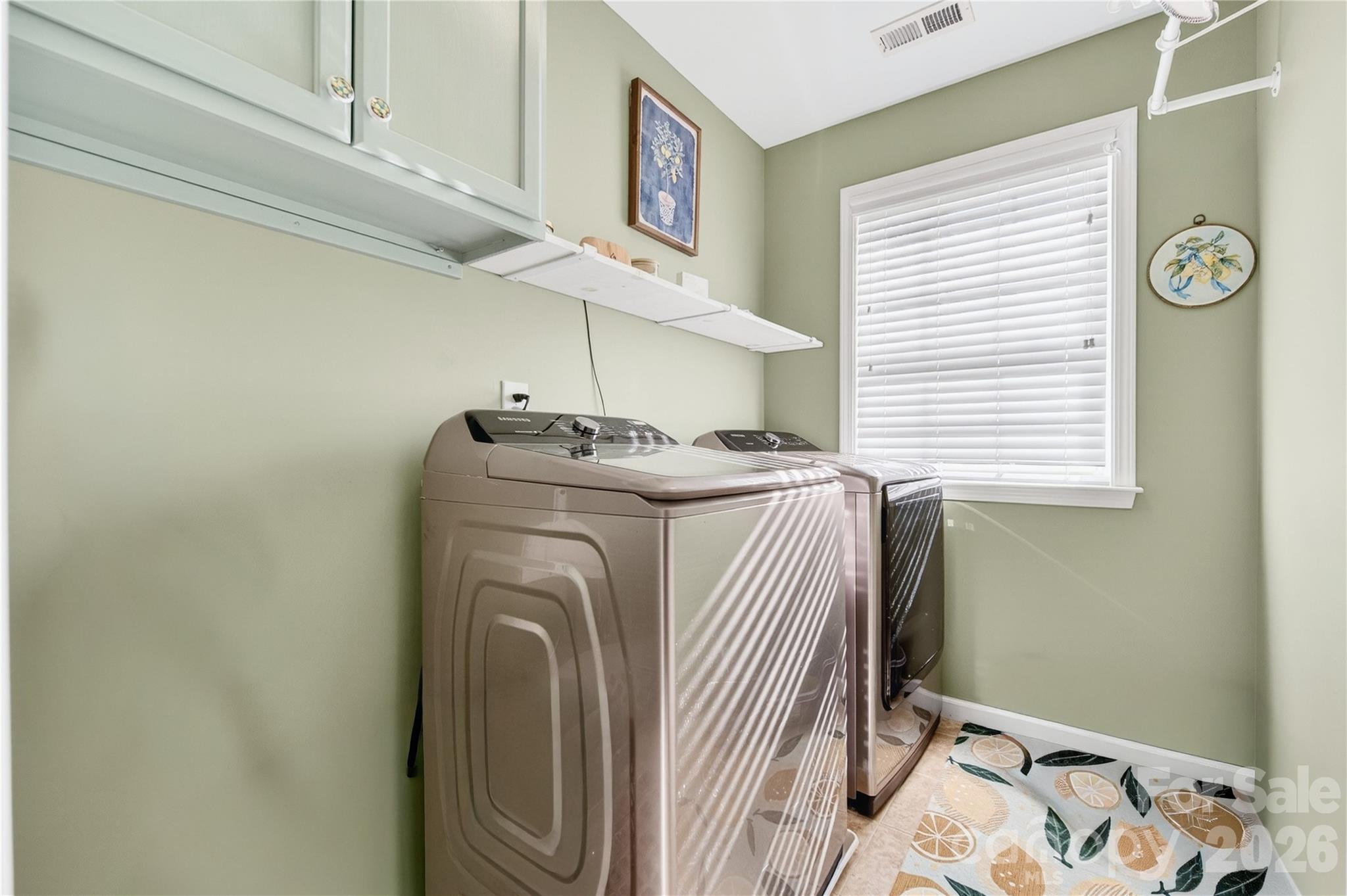 Gates at Waterside - Residential