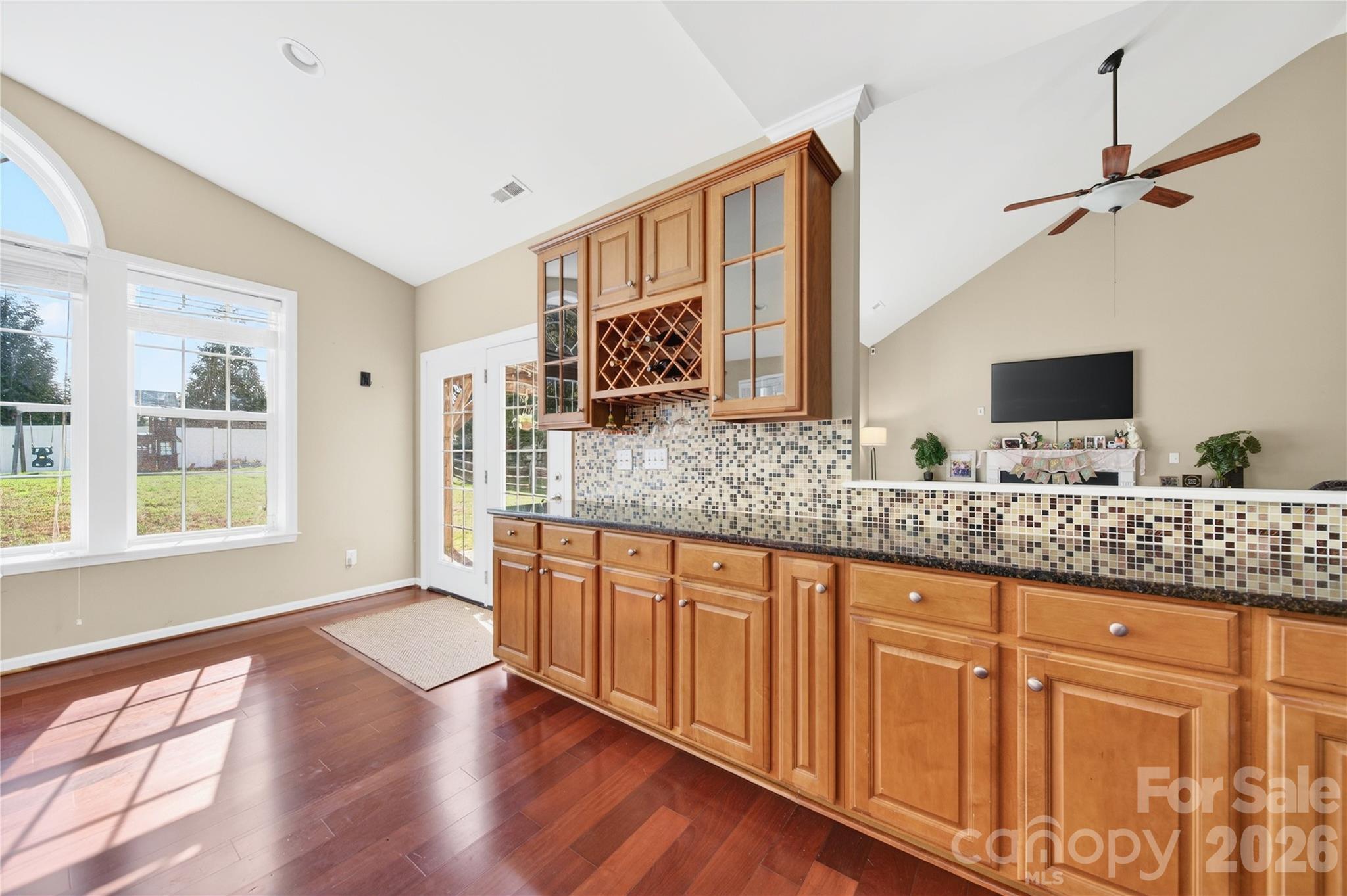 Gates at Waterside - Residential