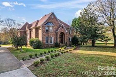 Photo of 431 Walden Trail, Waxhaw, NC 28173 (MLS # 4376474)