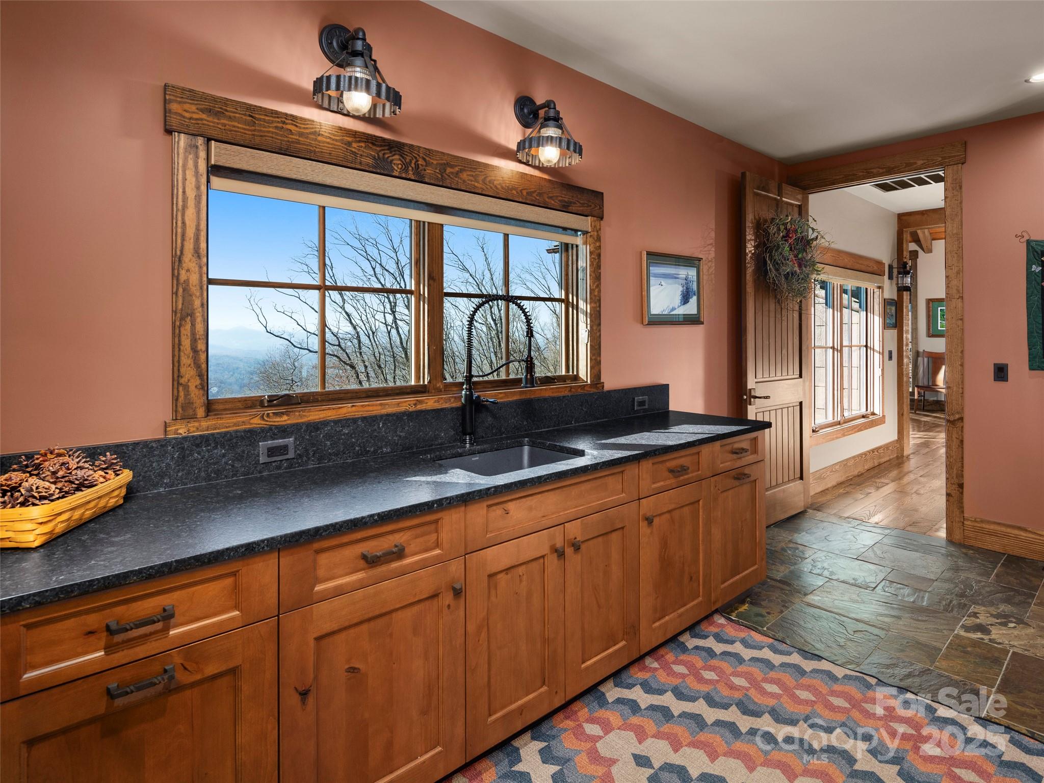 Pinchot Forest - Residential