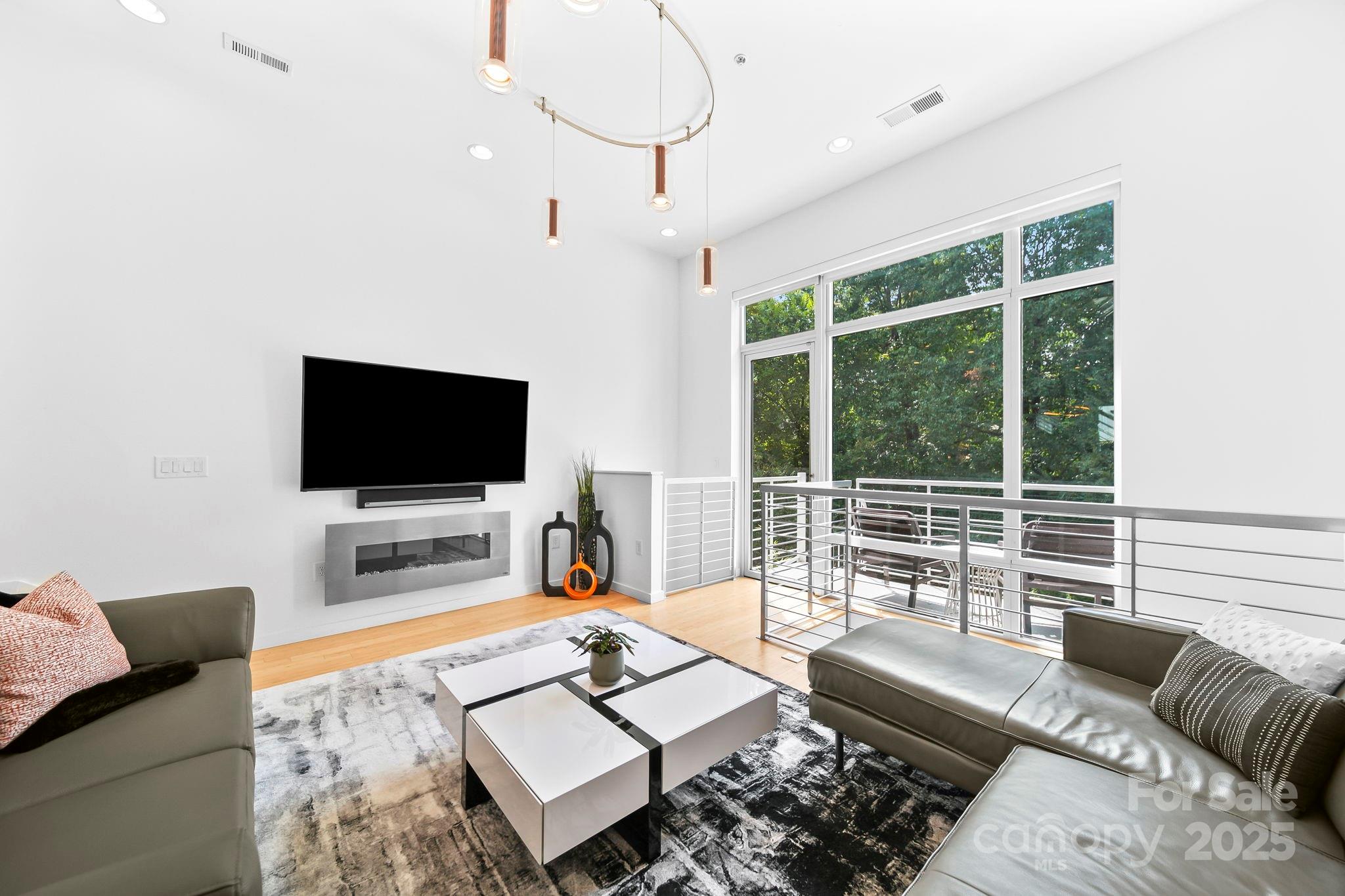 364 Viburnum Way Court