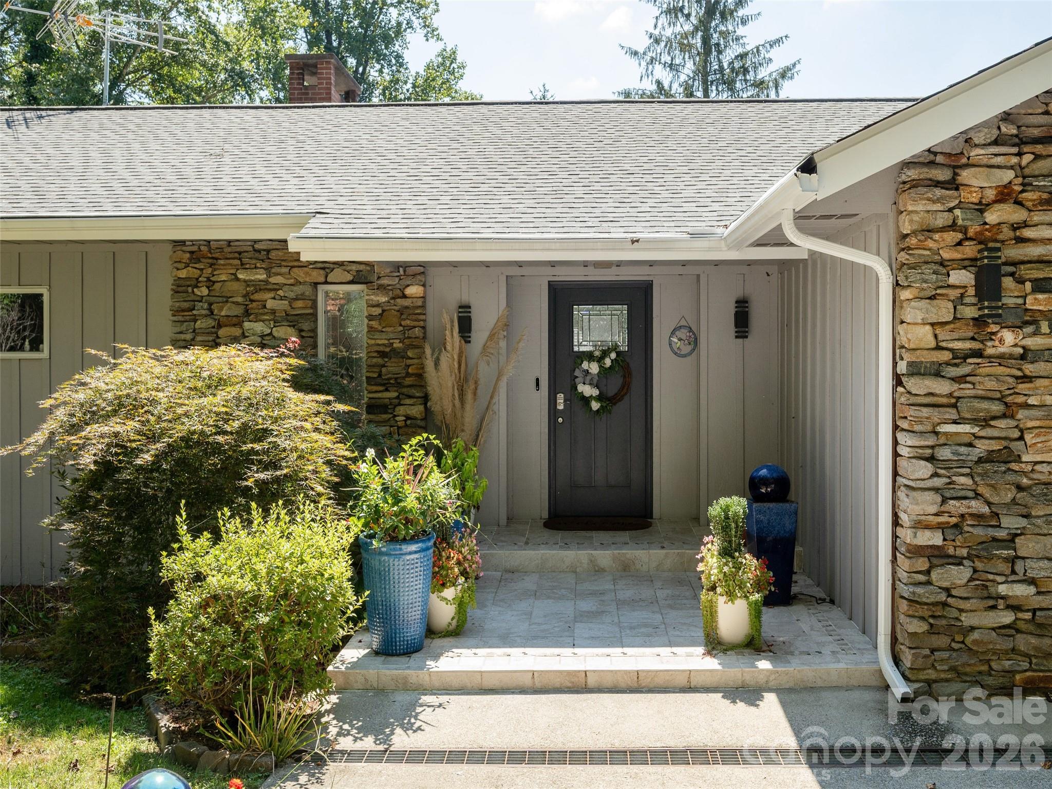 30 W Fairway Drive