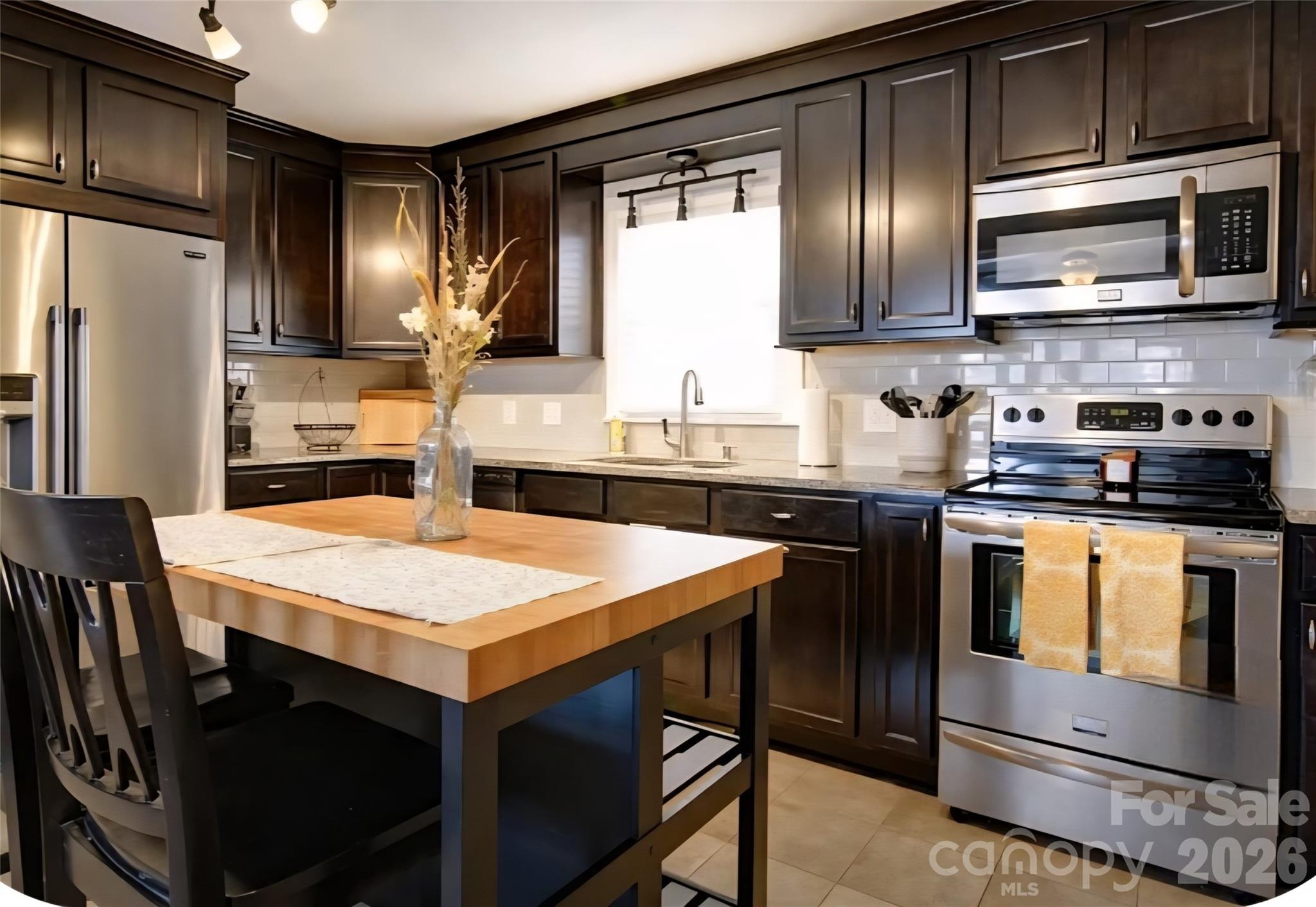 438 Union Cemetery Road SW