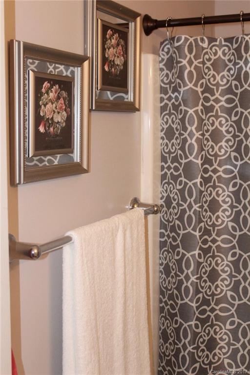 Avery Lake - Residential