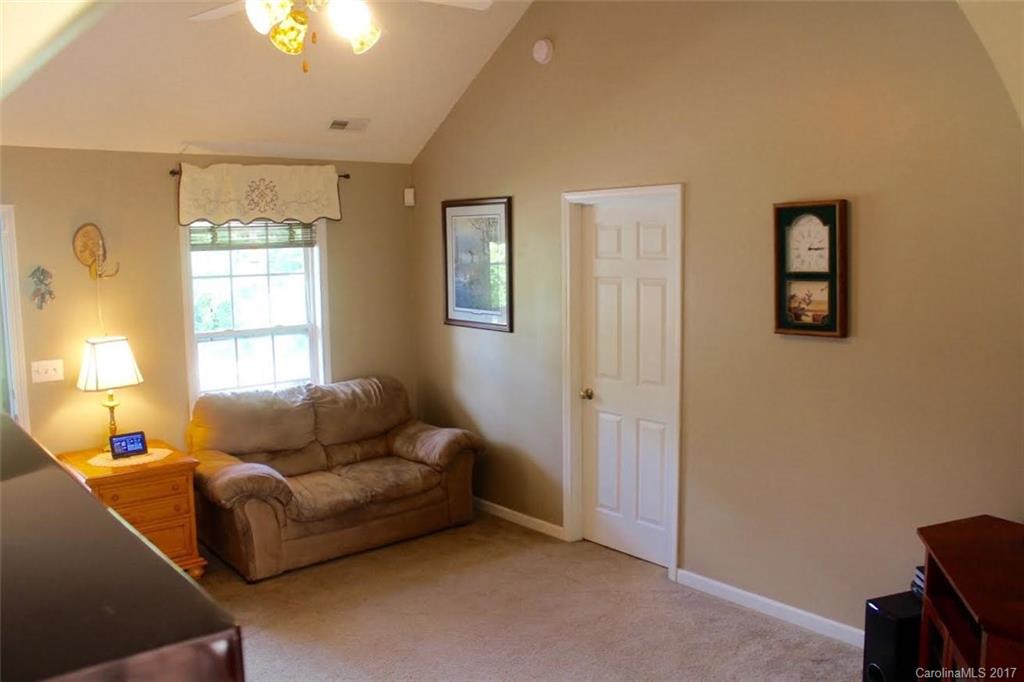 Avery Lake - Residential