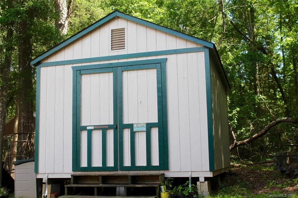 Avery Lake - Residential