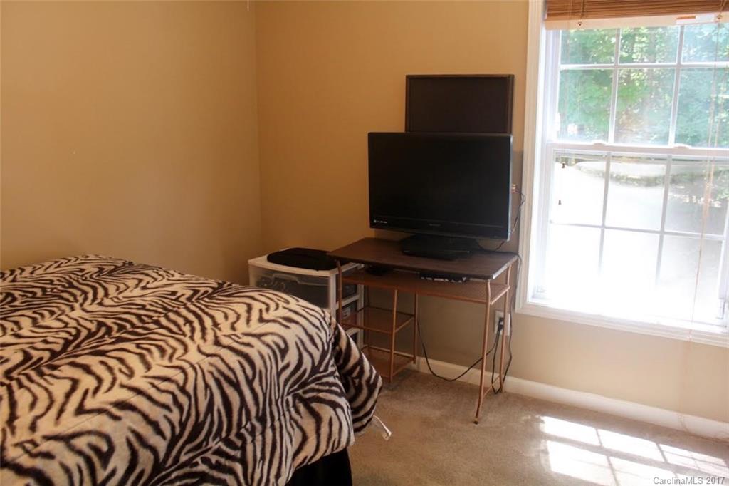 Avery Lake - Residential