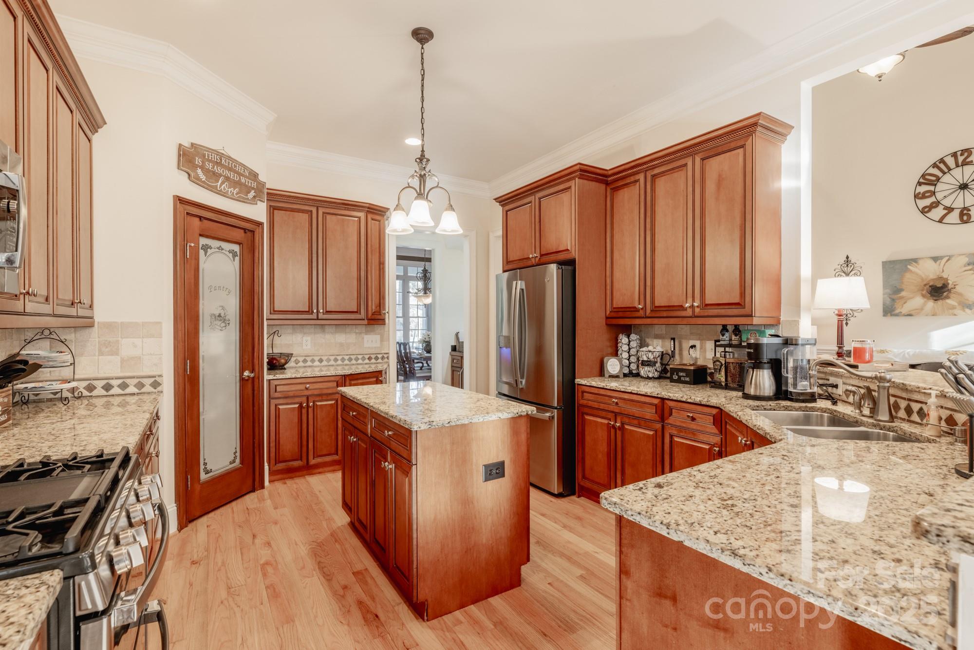 REGAL PINES - Residential