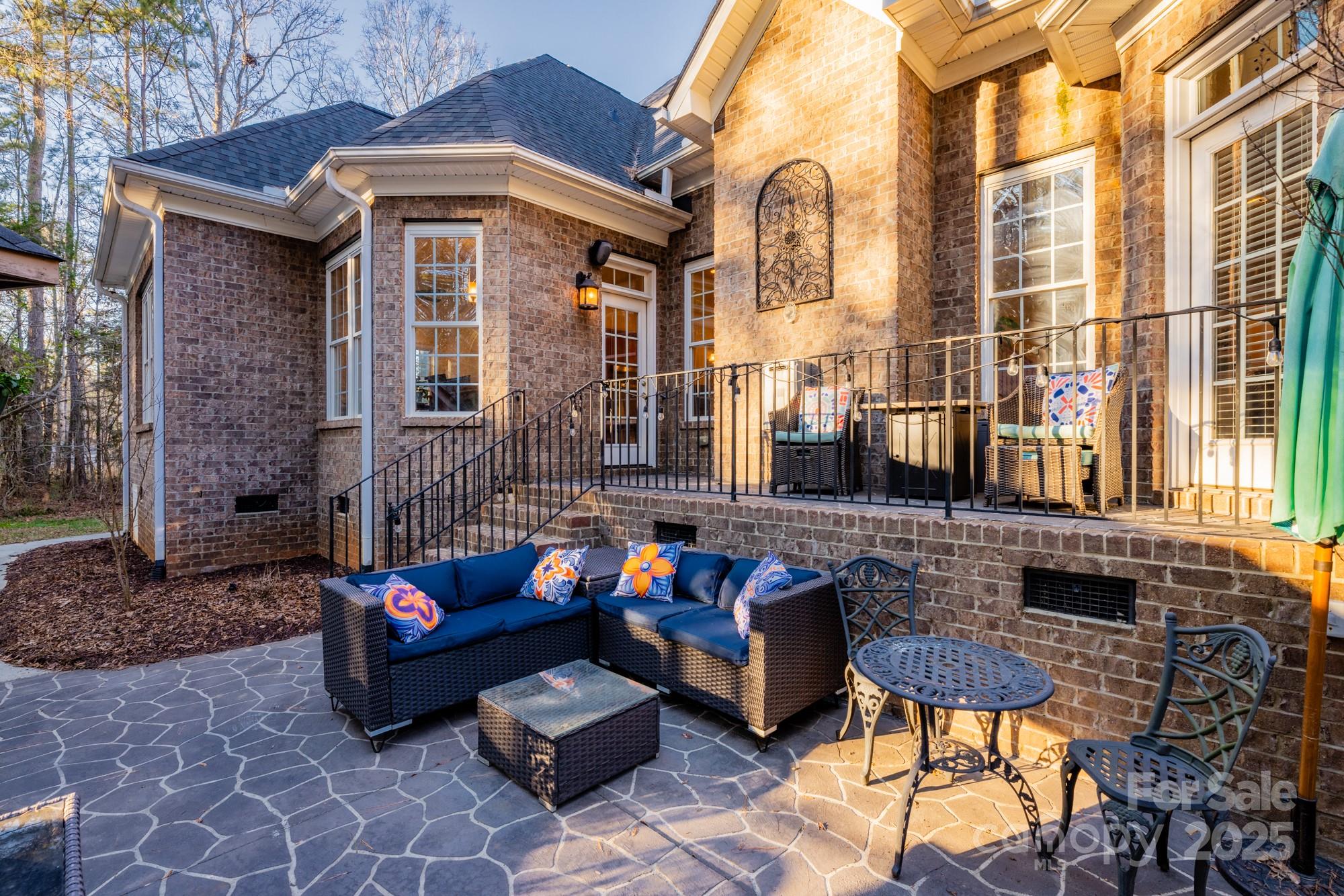 REGAL PINES - Residential