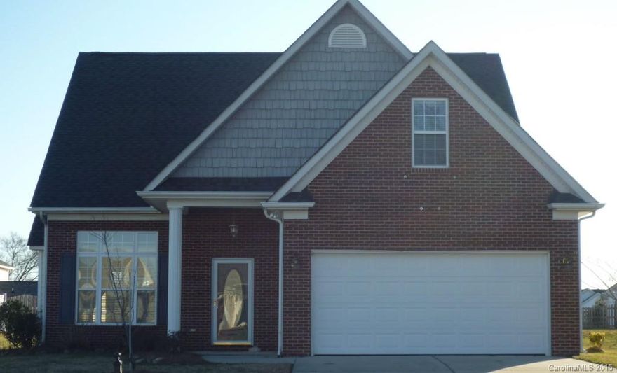 $200.00 off the 1st month's rent!!!Nice 2 story home in Monroe, NC with a 2 car garage. Fireplace in the living room and a TV niche. The kitchen appliances include the range, refrigerator, dishwasher and microwave. Washer and dryer connection also. There is also an open loft in the upstairs. The master suite has a garden tub and a dual vanity.