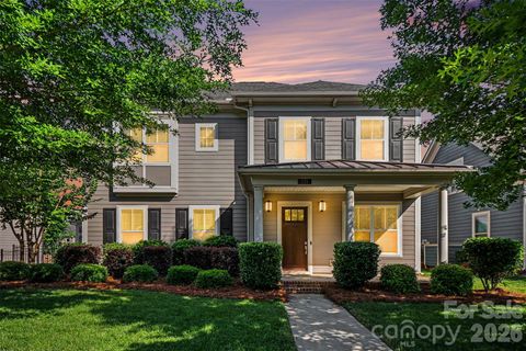 Photo of 221 Hampton Trail Drive, Fort Mill, SC 29708 (MLS # 4383828)
