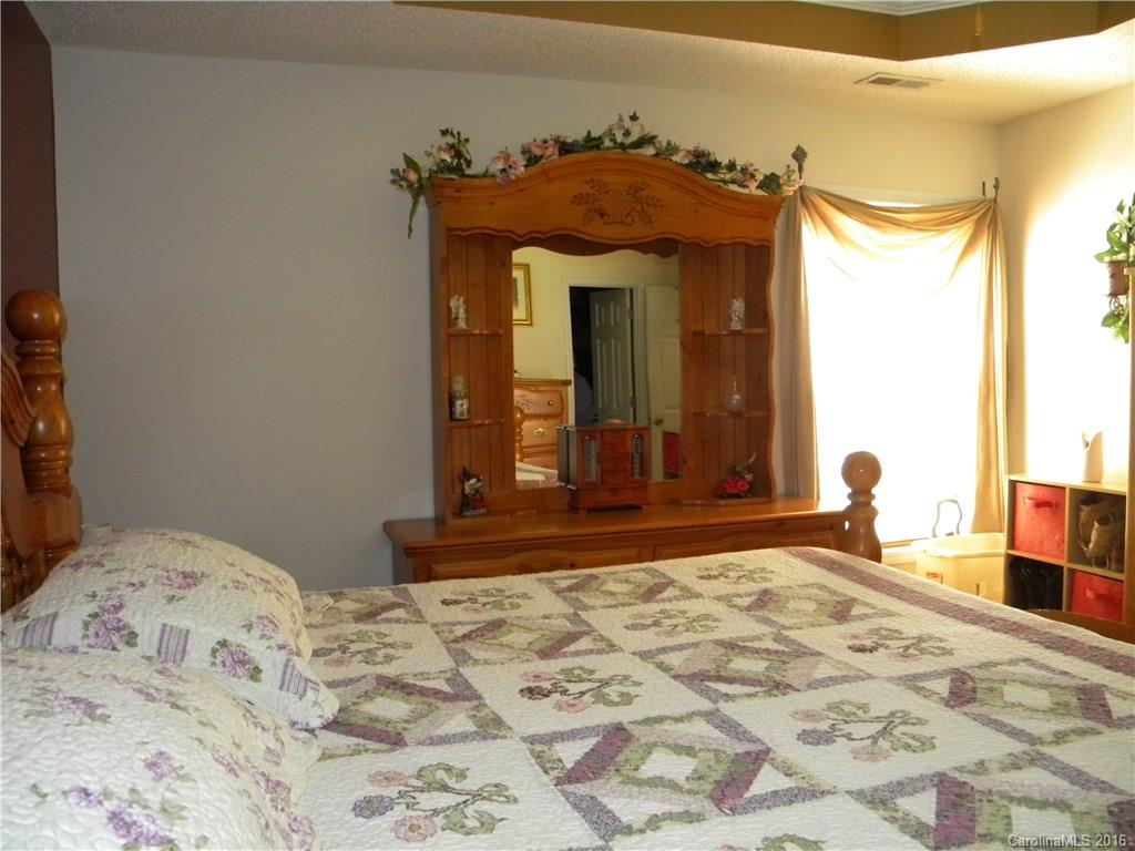 Eden Oaks - Residential