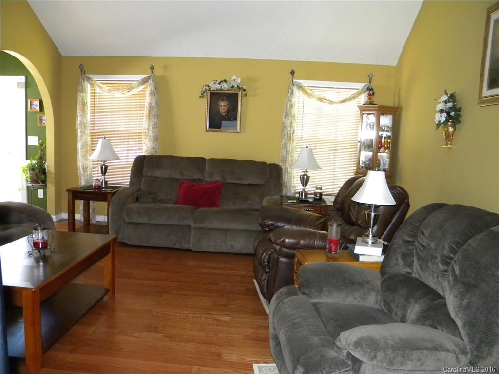 Eden Oaks - Residential