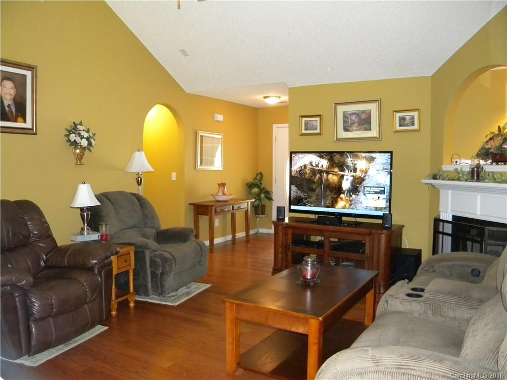 Eden Oaks - Residential