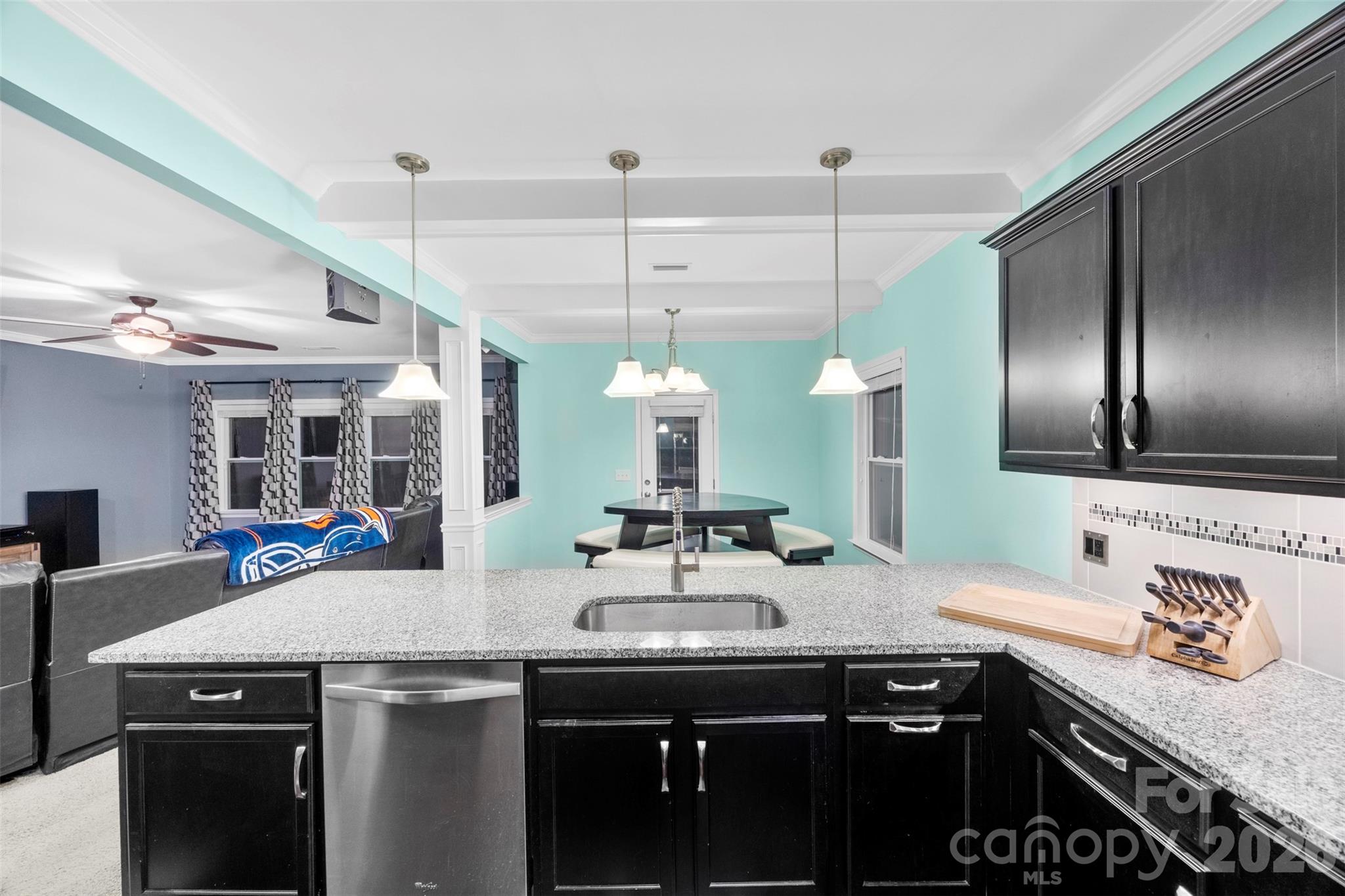 2342 Bloomfield Drive