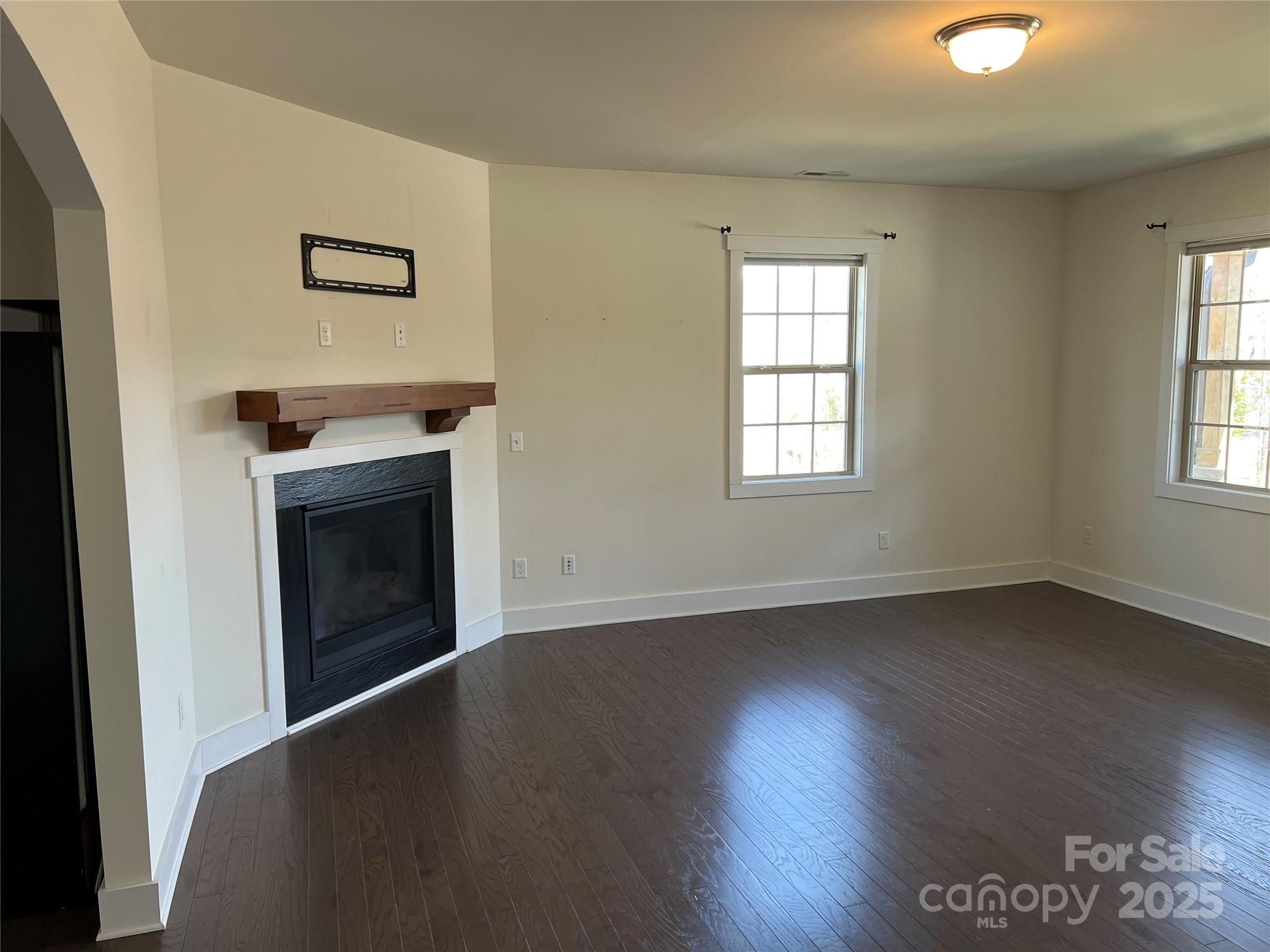 Maple Trace - Residential