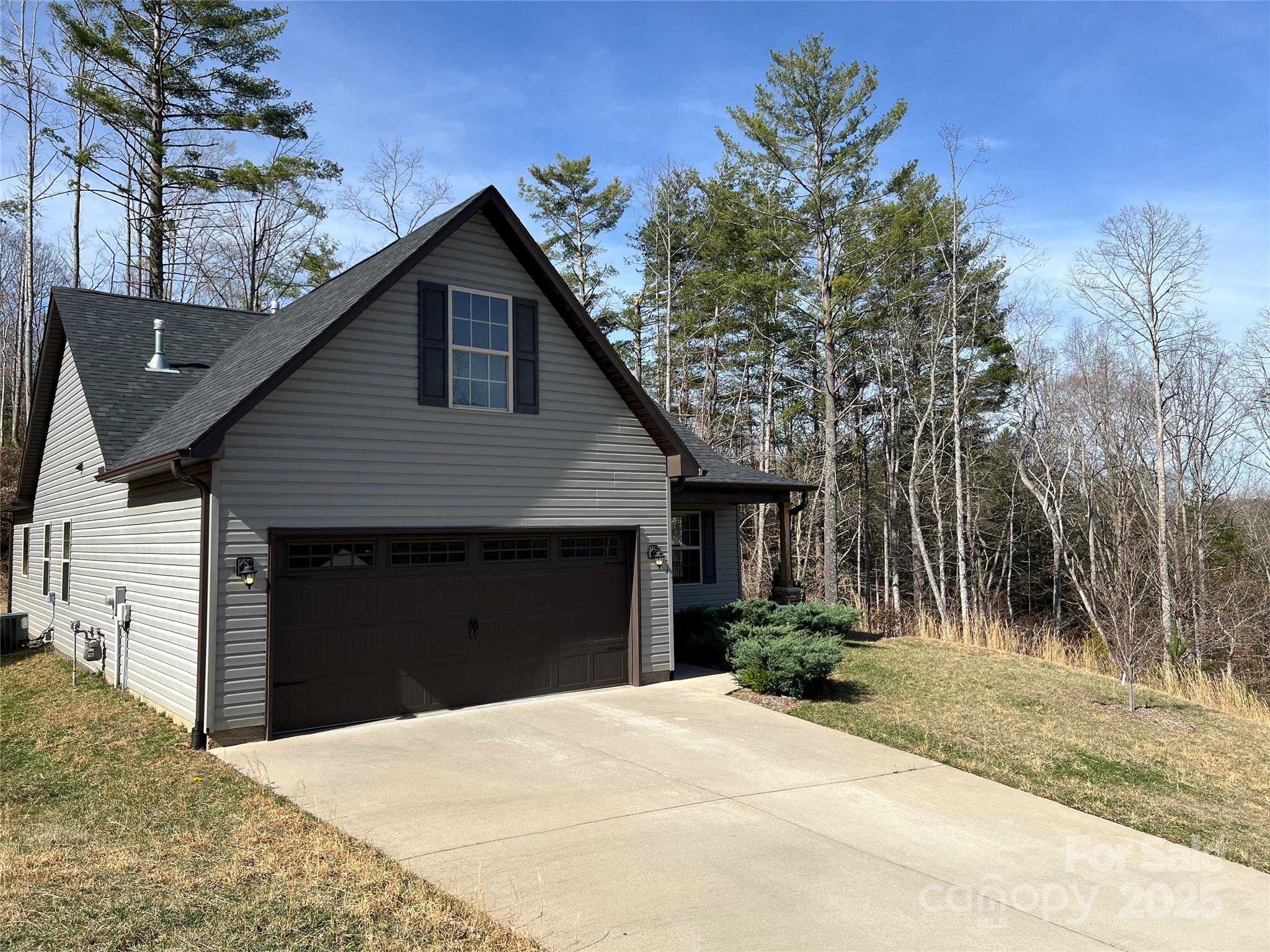 105 Water Leaf Drive