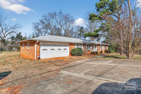 11619 Albemarle Road Charlotte NC 28227