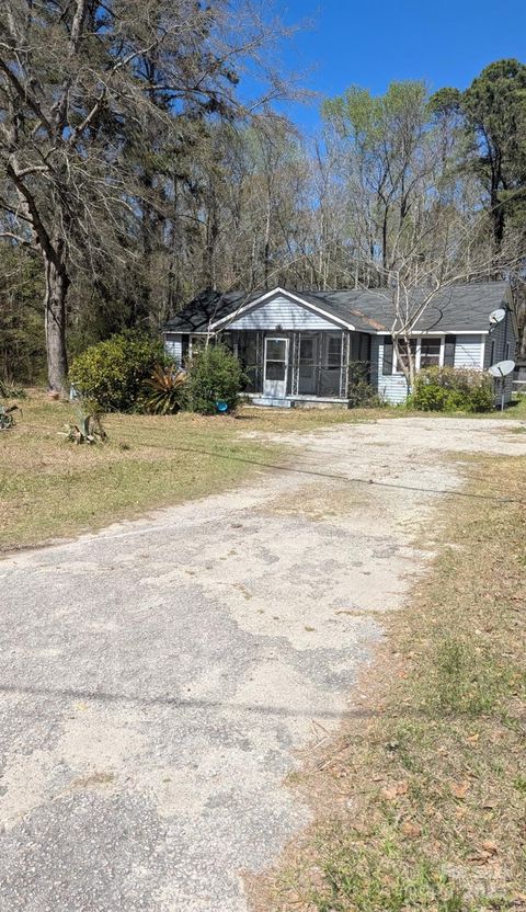 MLS: 4240923