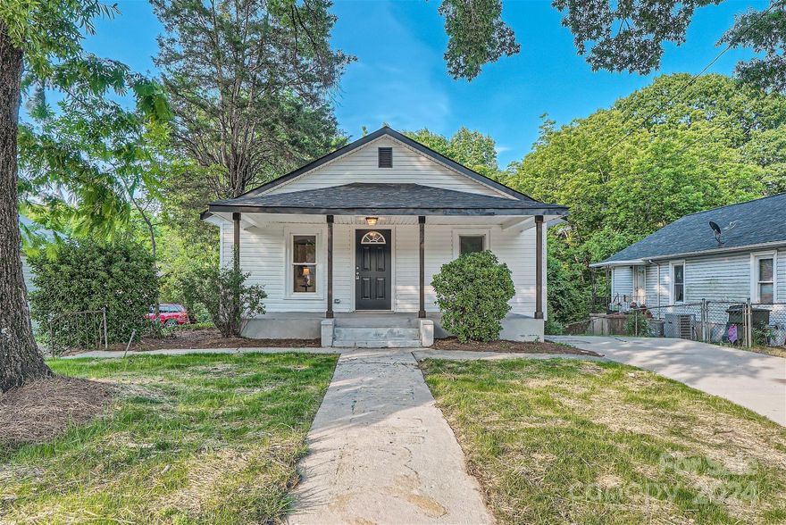 Charming, renovated 3 bedroom, 2 bath home is conveniently located in the heart of Concord. An inviting large rocking chair front porch greets you upon entry. Enjoy an open floor plan with an eat-in kitchen at the large center island.  Exquisite quartz countertops.  All new stainless steel appliances.  Beautifully appointed bathrooms embellished with tile surround. This home is completely move-in ready!  The high crawl space provides an abundance of storage space for all of your gardening tools.
This home is located just minutes to Gibson Mill, Gibson Food Market, Cabarrus Brewery and Downtown Concord. You don't want to miss this adorable home.