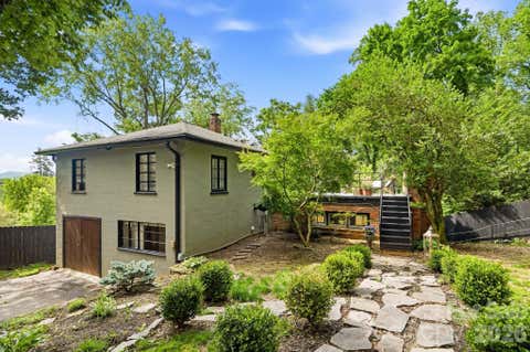 Photo of 38 Aurora Drive, Asheville, NC 28805 (MLS # 4390235)