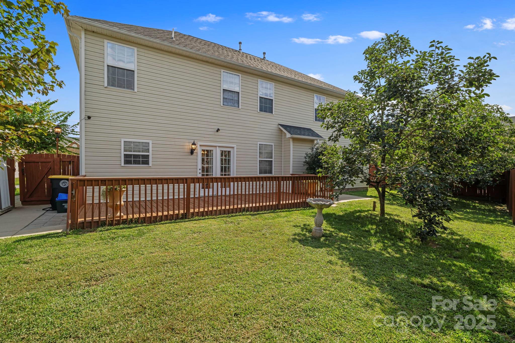 Riverwalk - Residential