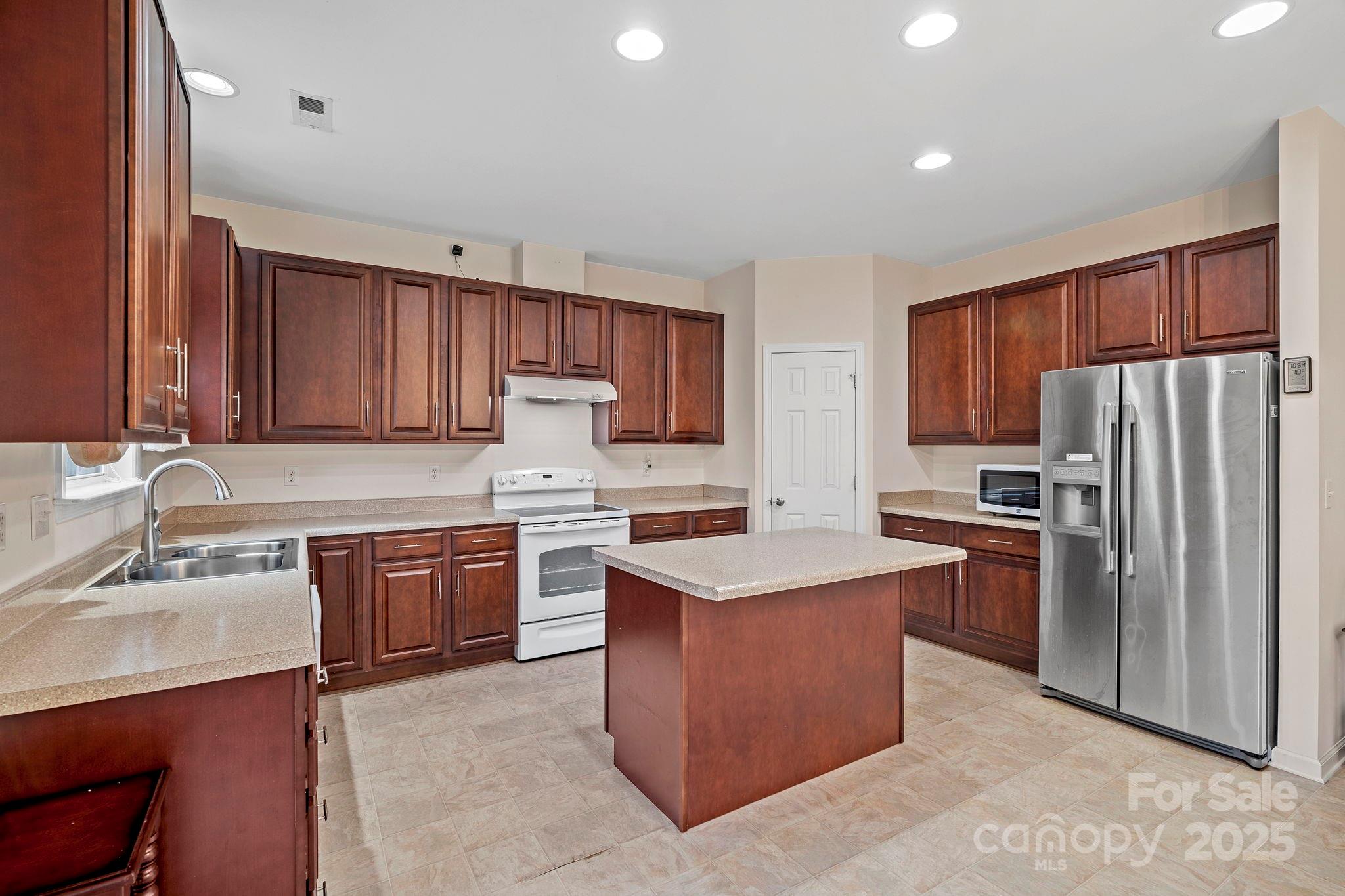 Riverwalk - Residential