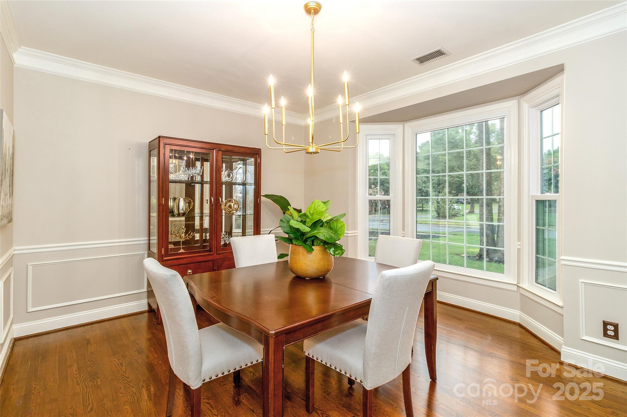 302 Bramwell Place