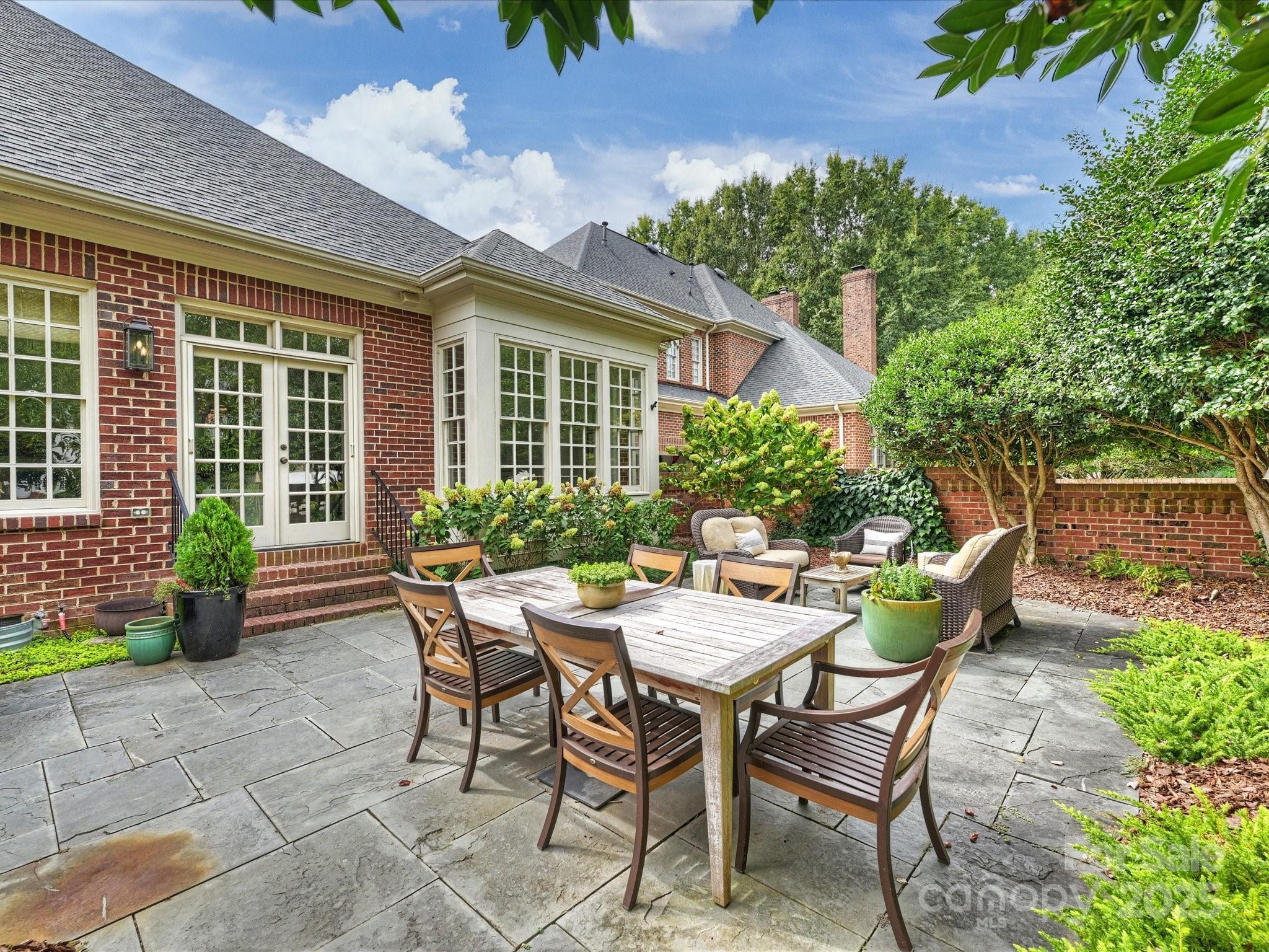 Carmel Crescent - Residential