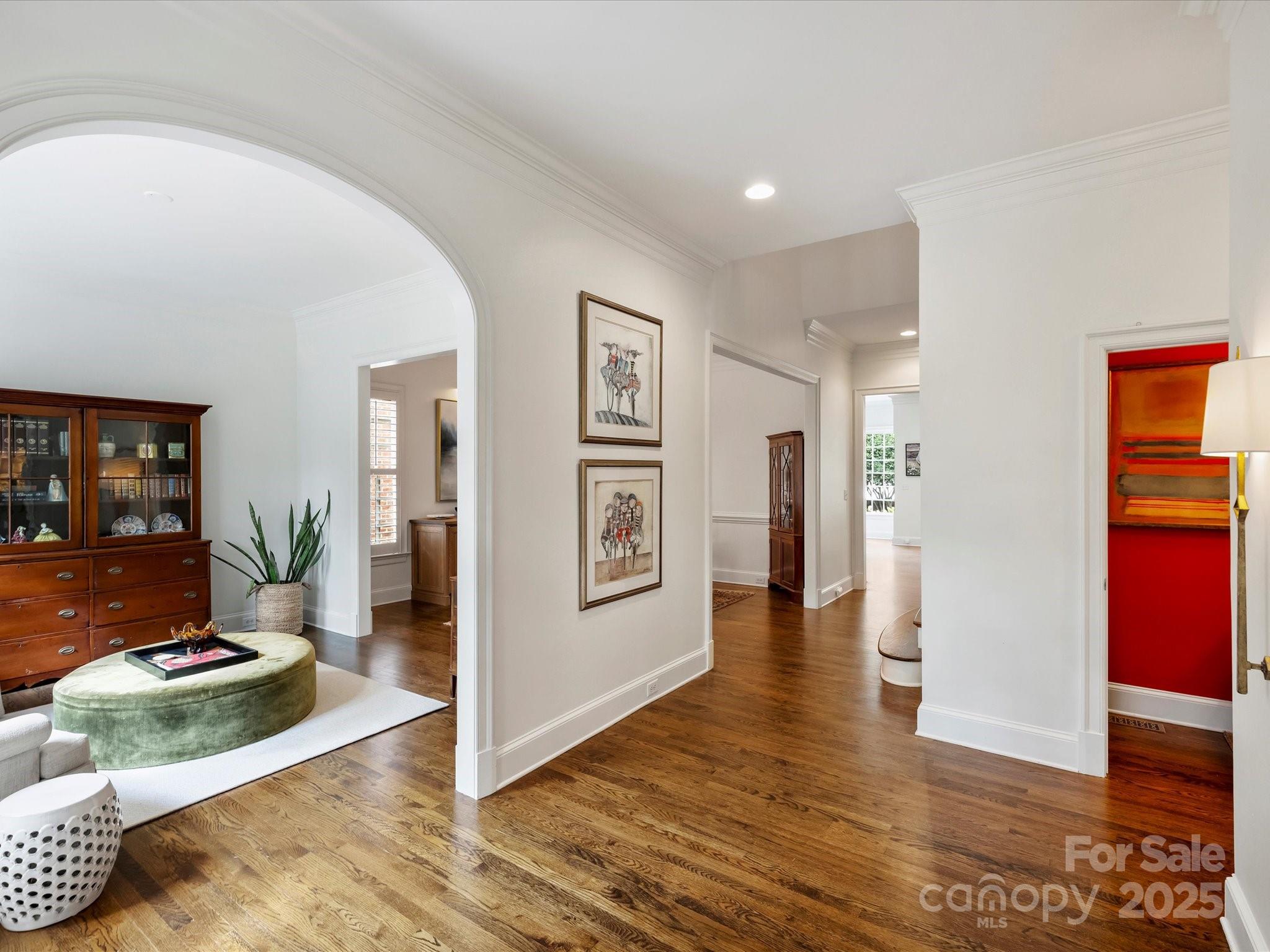 5022 Fairlawn Crescent Court