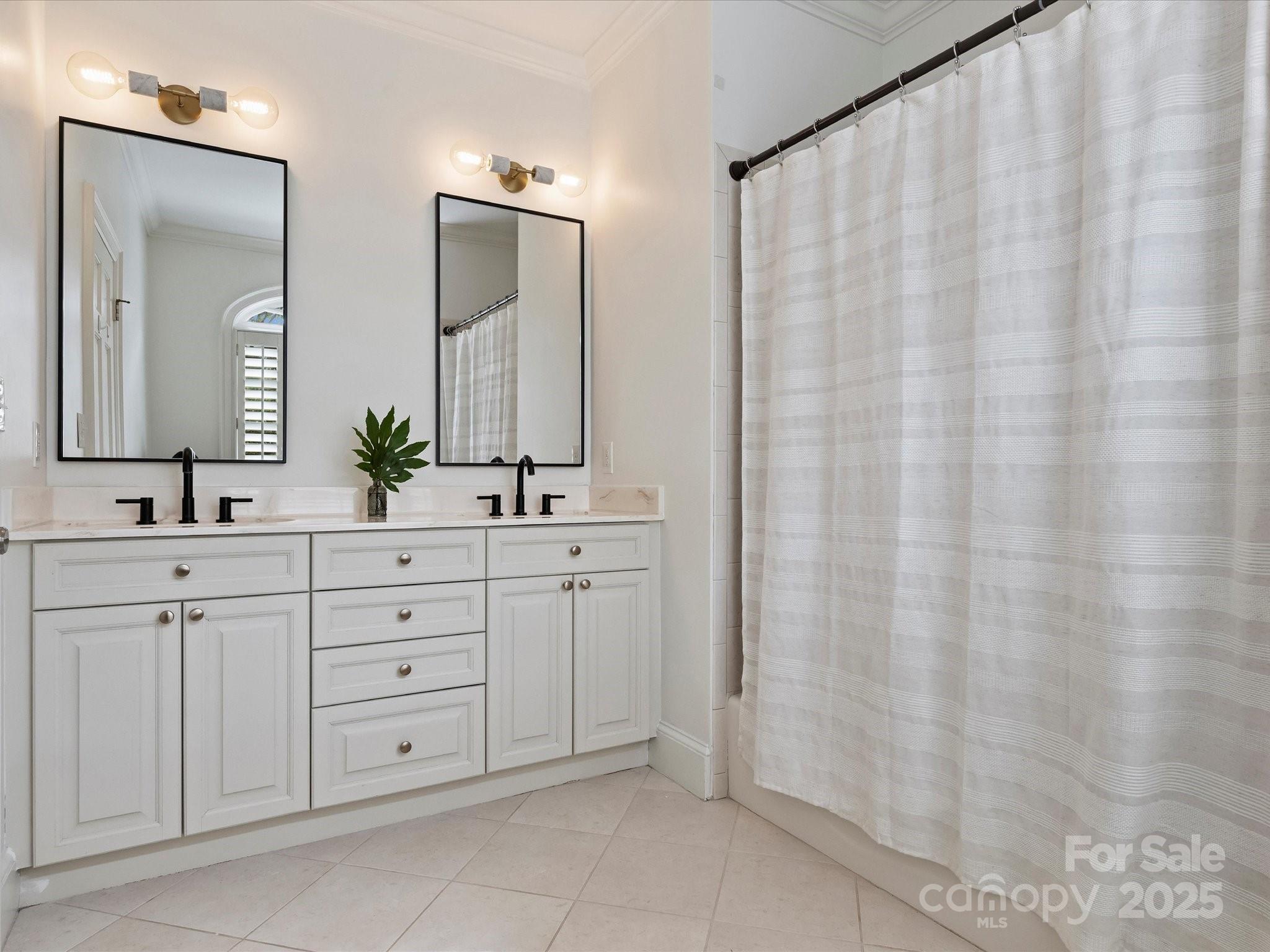 Carmel Crescent - Residential