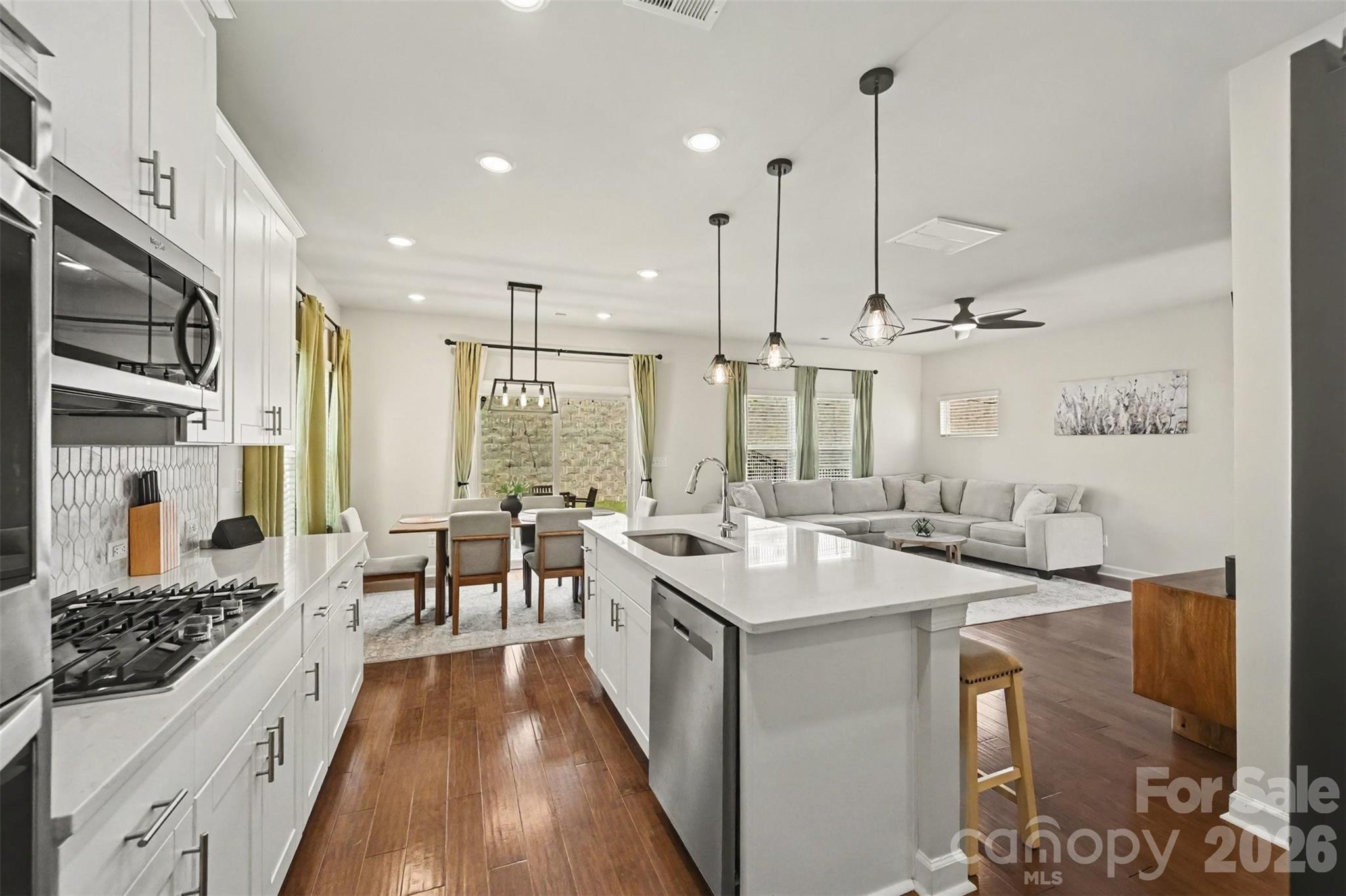 374 Hyssop Court
