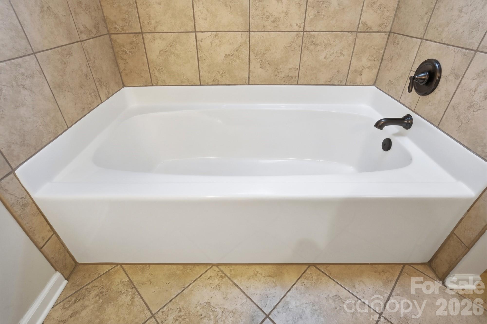 Carsons Pond - Residential