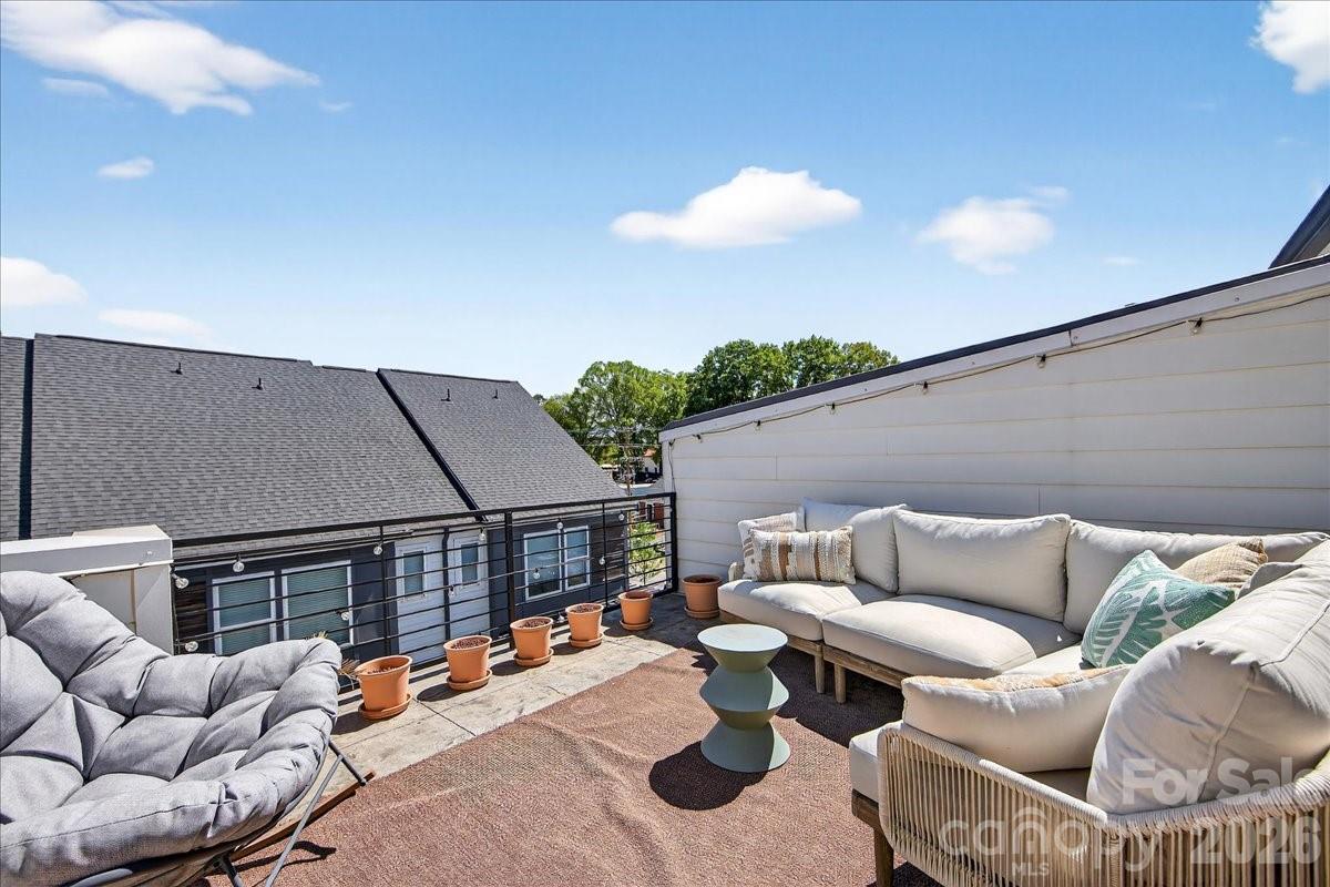 LOSO Terraces - Residential