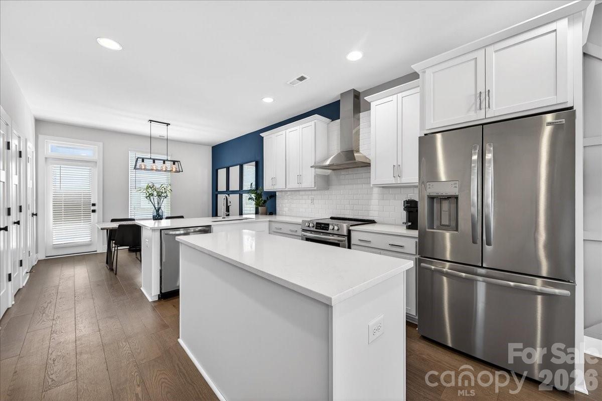 LOSO Terraces - Residential