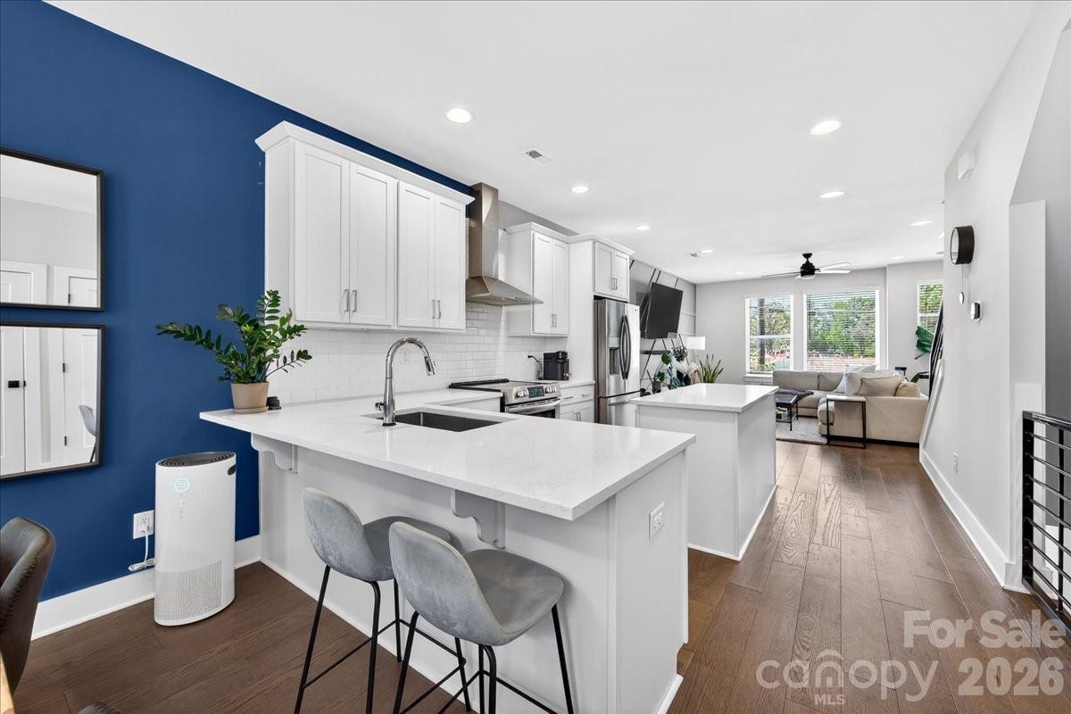 LOSO Terraces - Residential