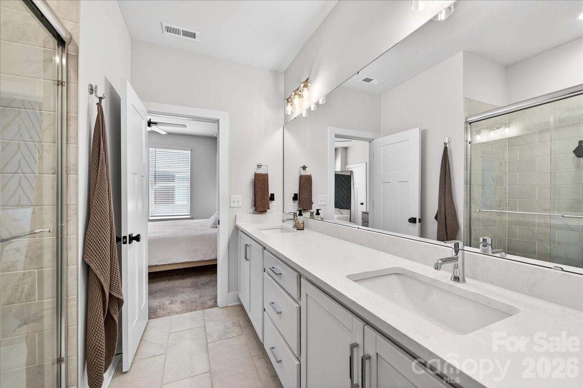 LOSO Terraces - Residential