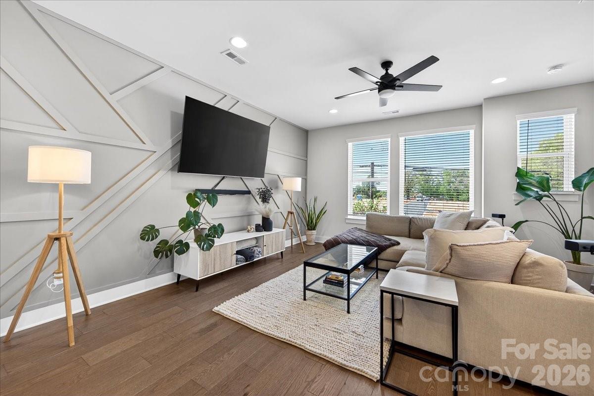 LOSO Terraces - Residential