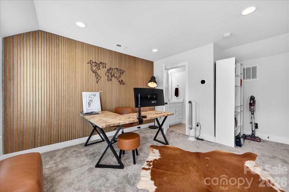 LOSO Terraces - Residential