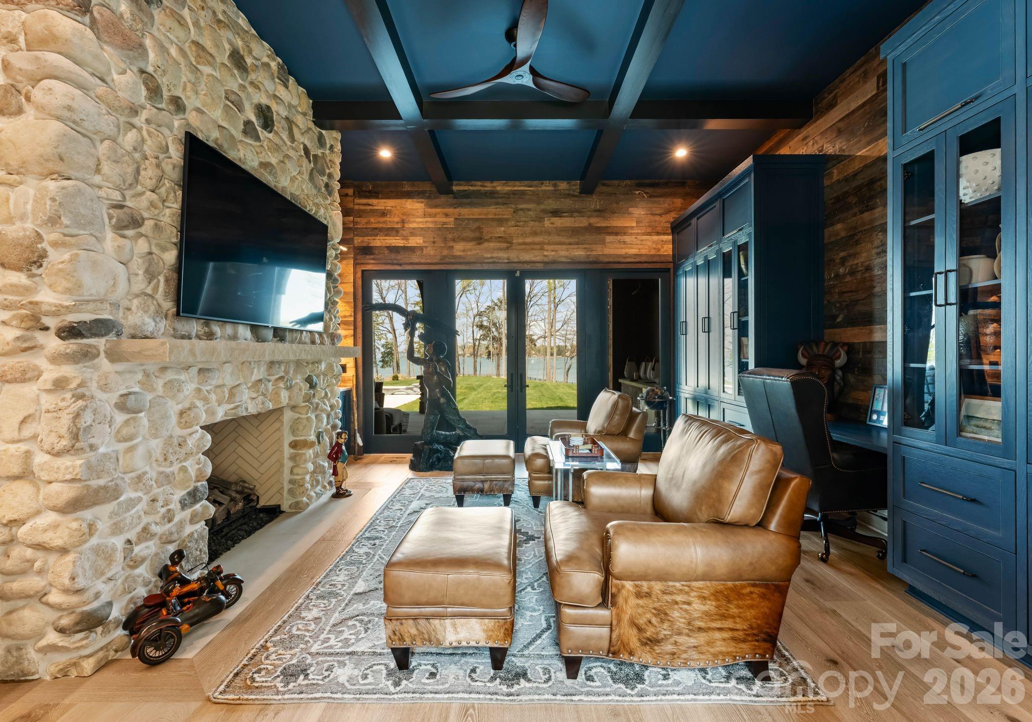 Pointe Regatta - Residential