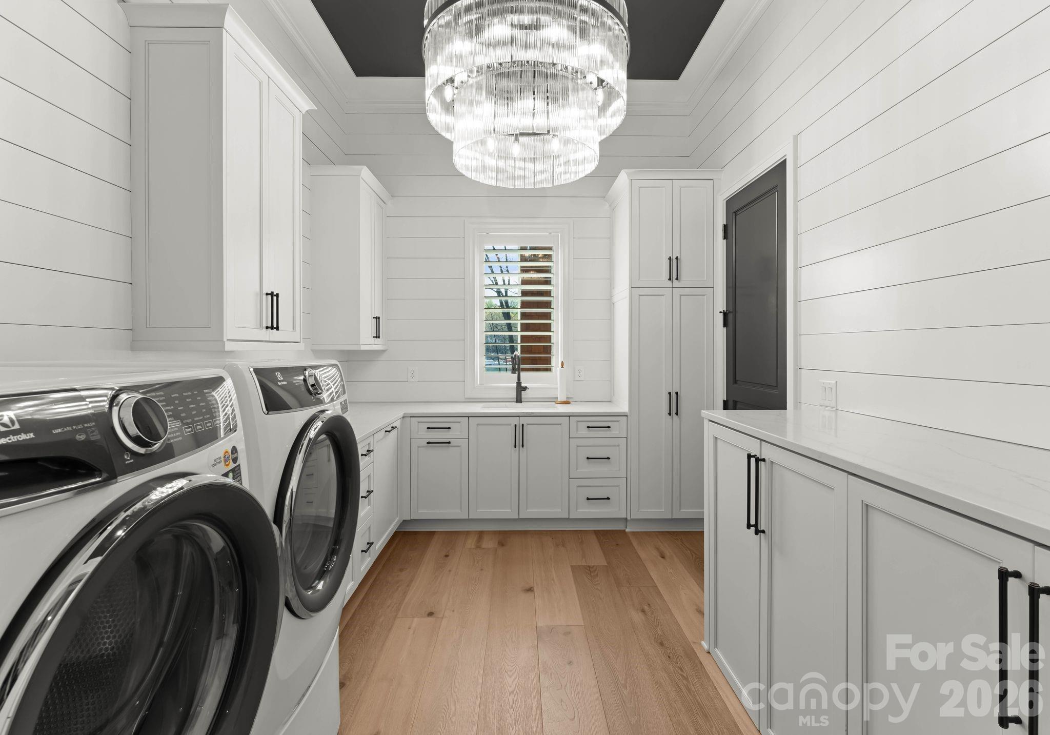 Pointe Regatta - Residential