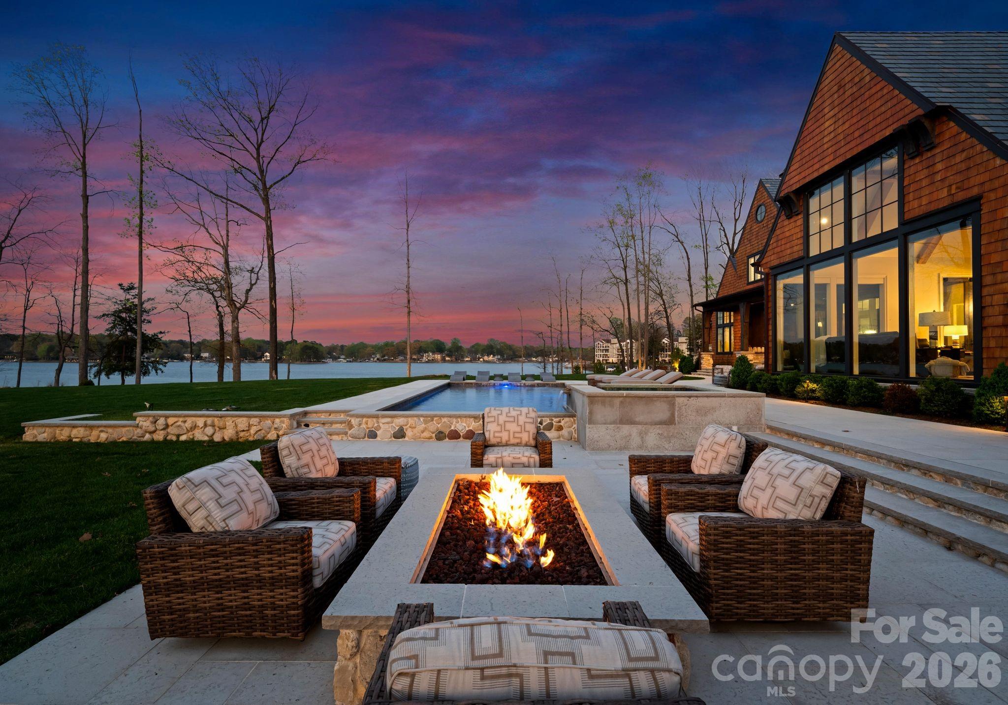 Pointe Regatta - Residential