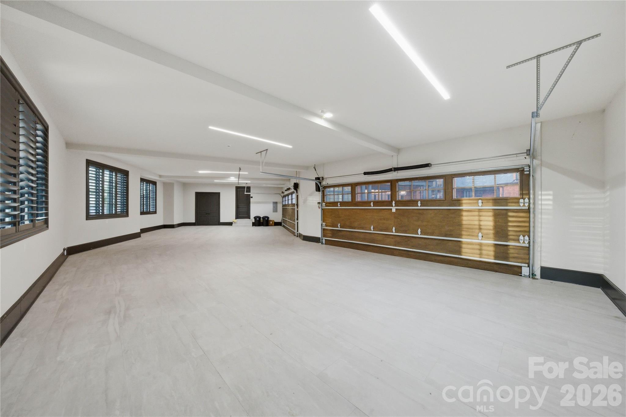 Pointe Regatta - Residential