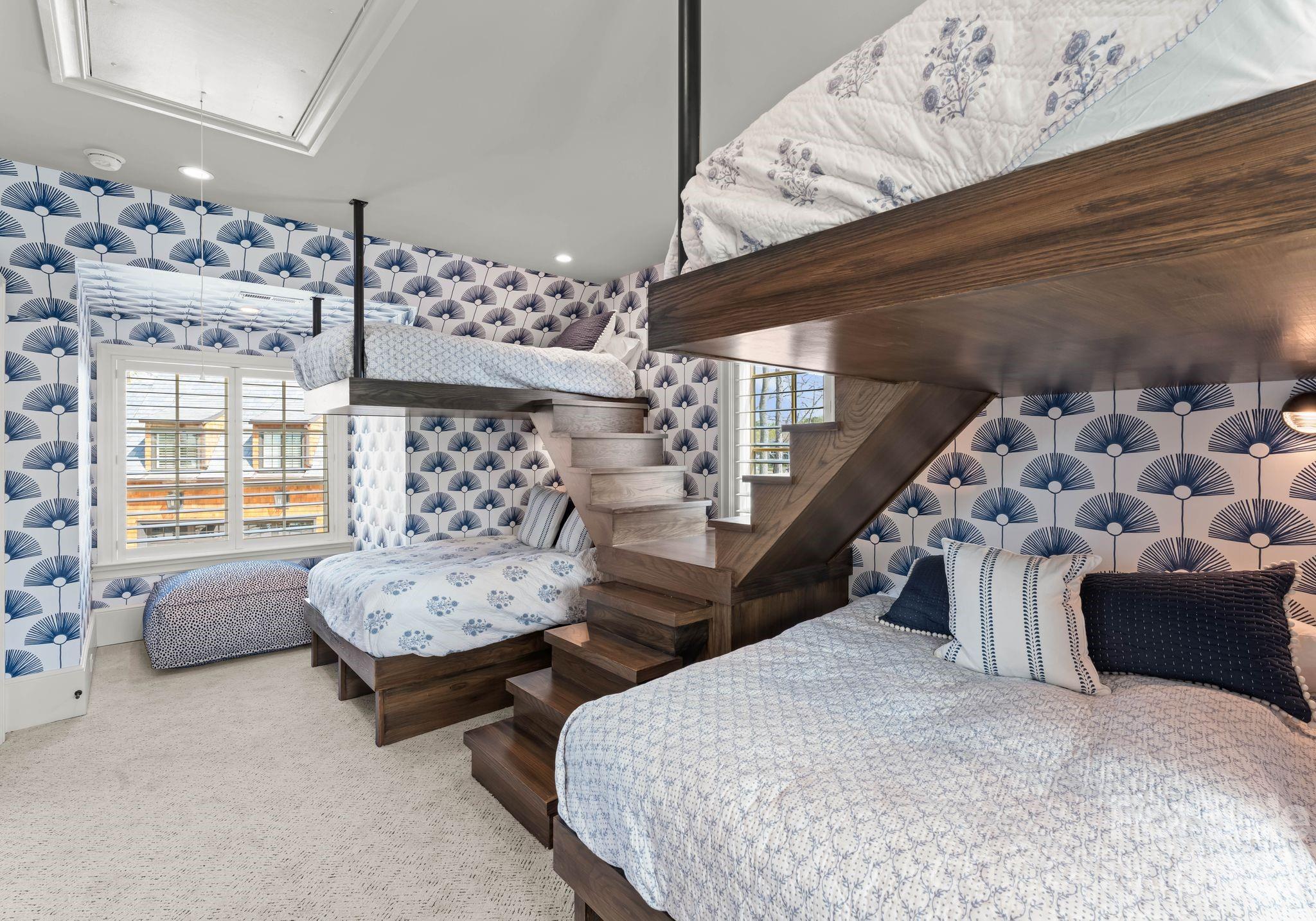 Pointe Regatta - Residential