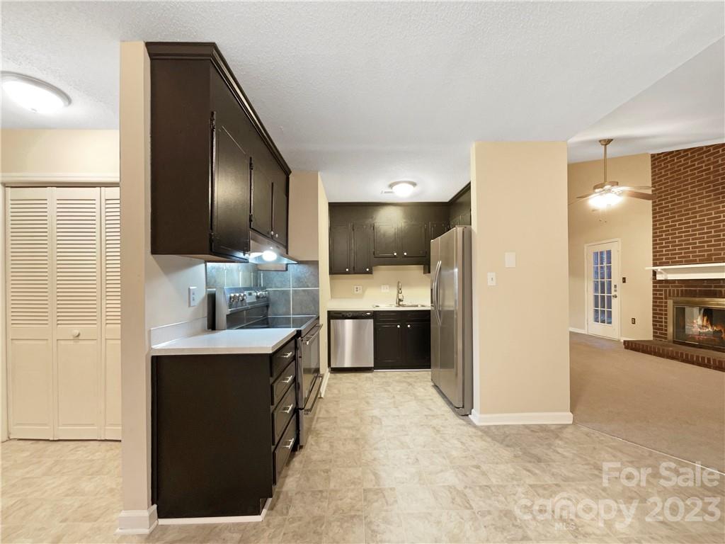 Hickory Ridge - Residential