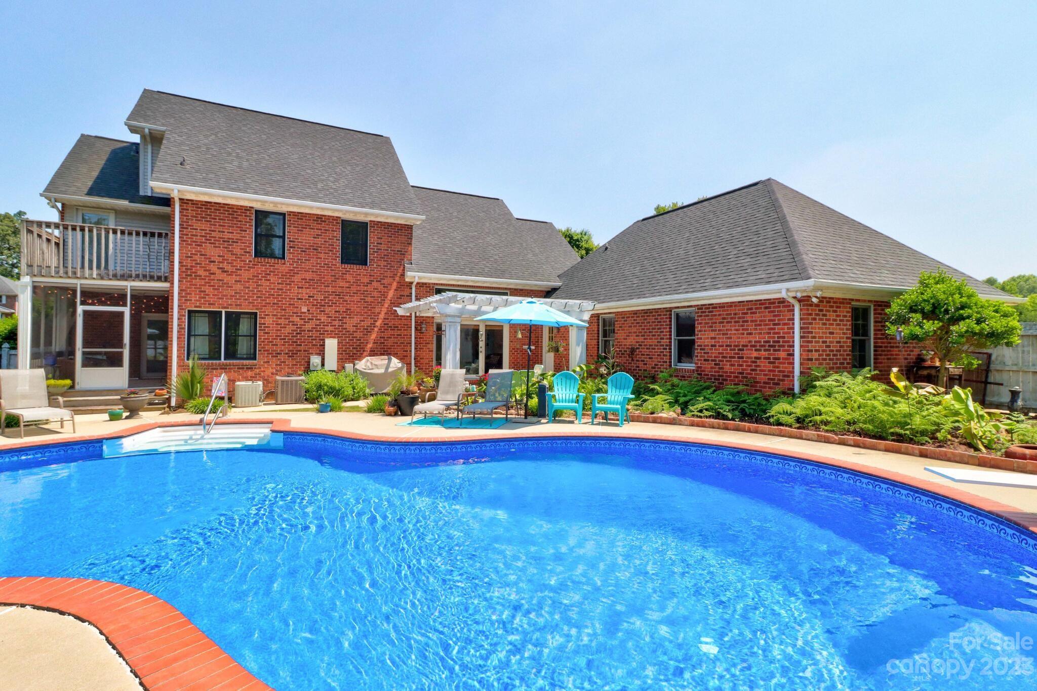 Hunters Glen - Residential