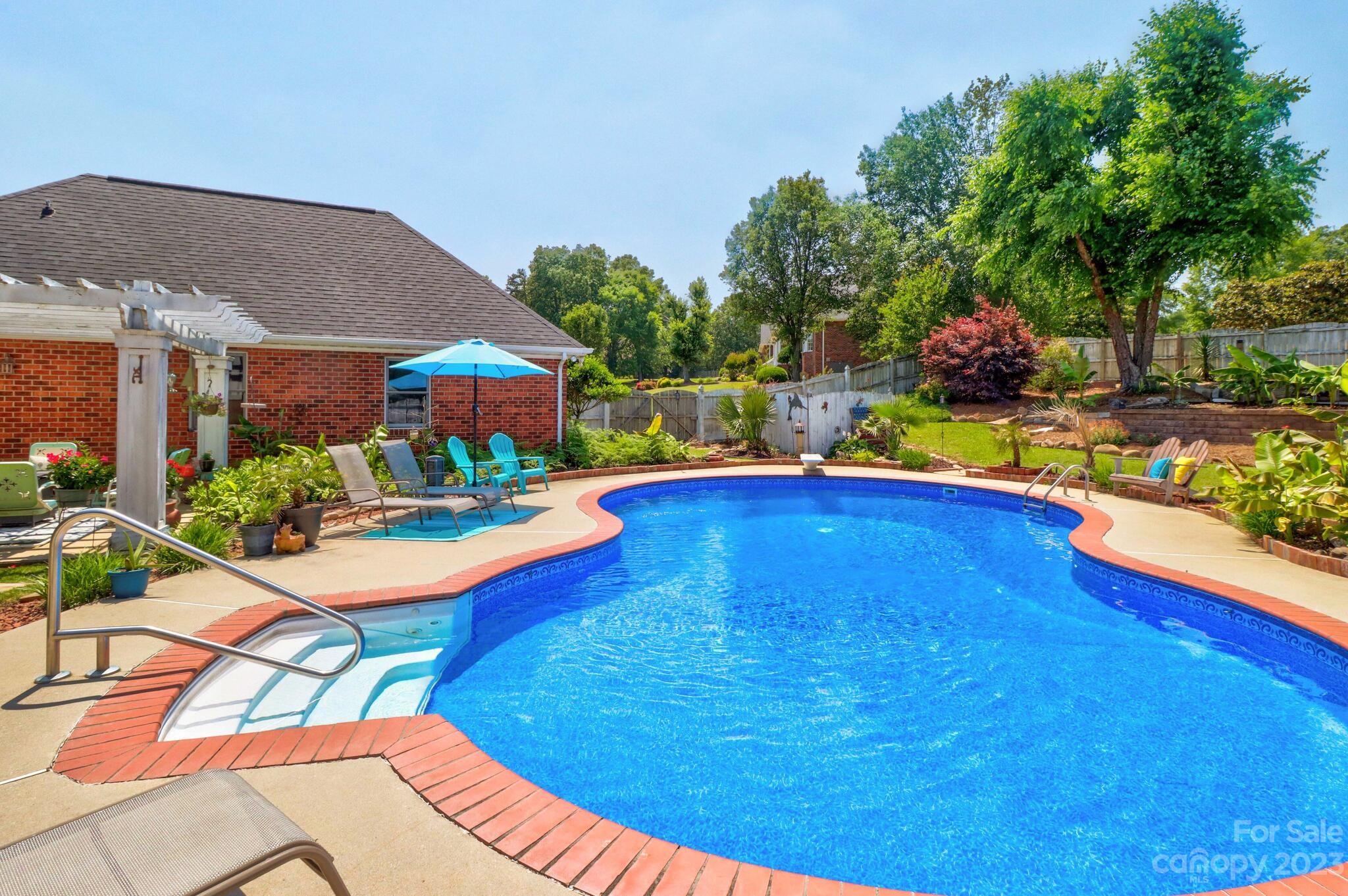 Hunters Glen - Residential