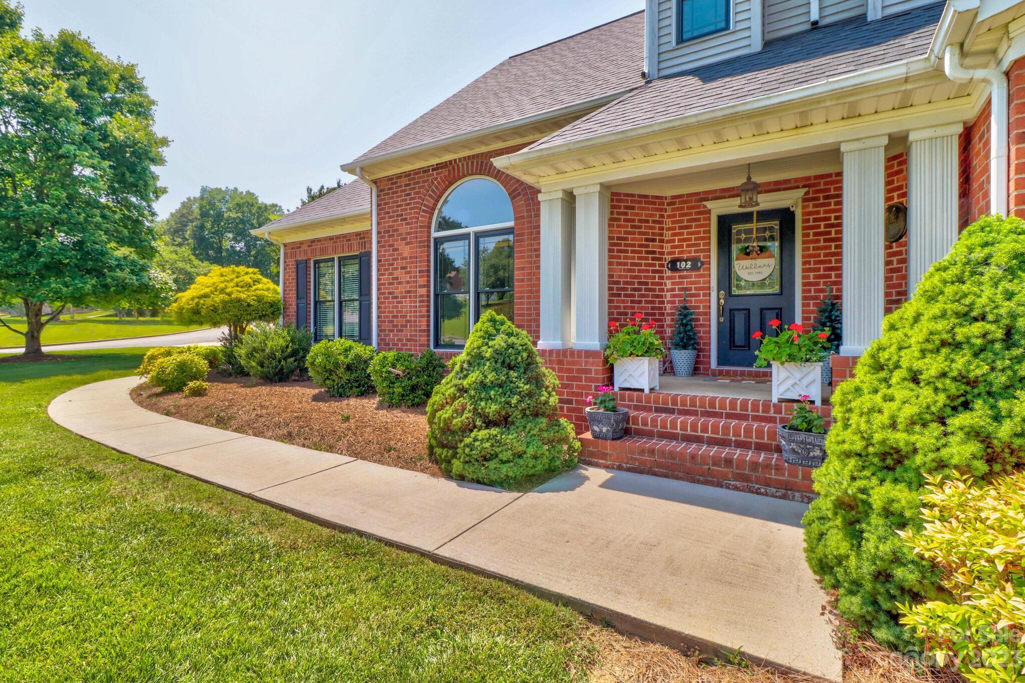 Hunters Glen - Residential